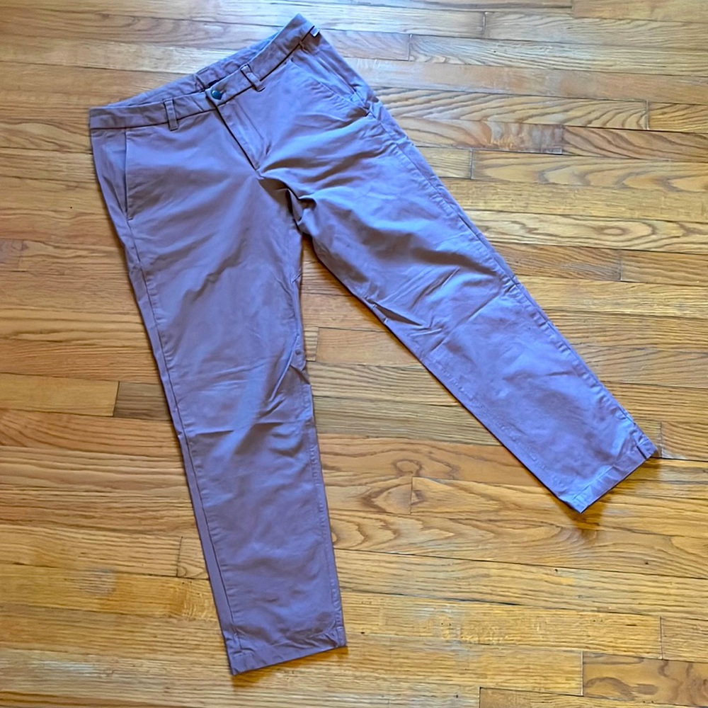Lululemon Commission Pants Sz 32/28. EUC. Unique rose color.